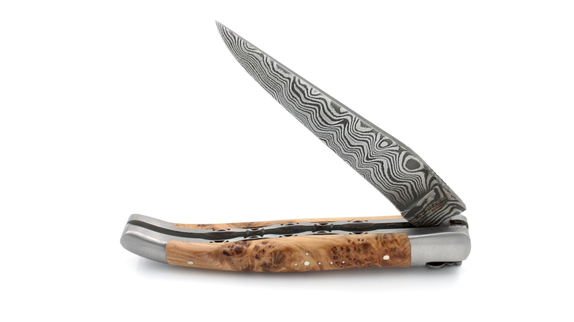 Laguiole en Aubrac double plate knife damascus Juniper 12 cm