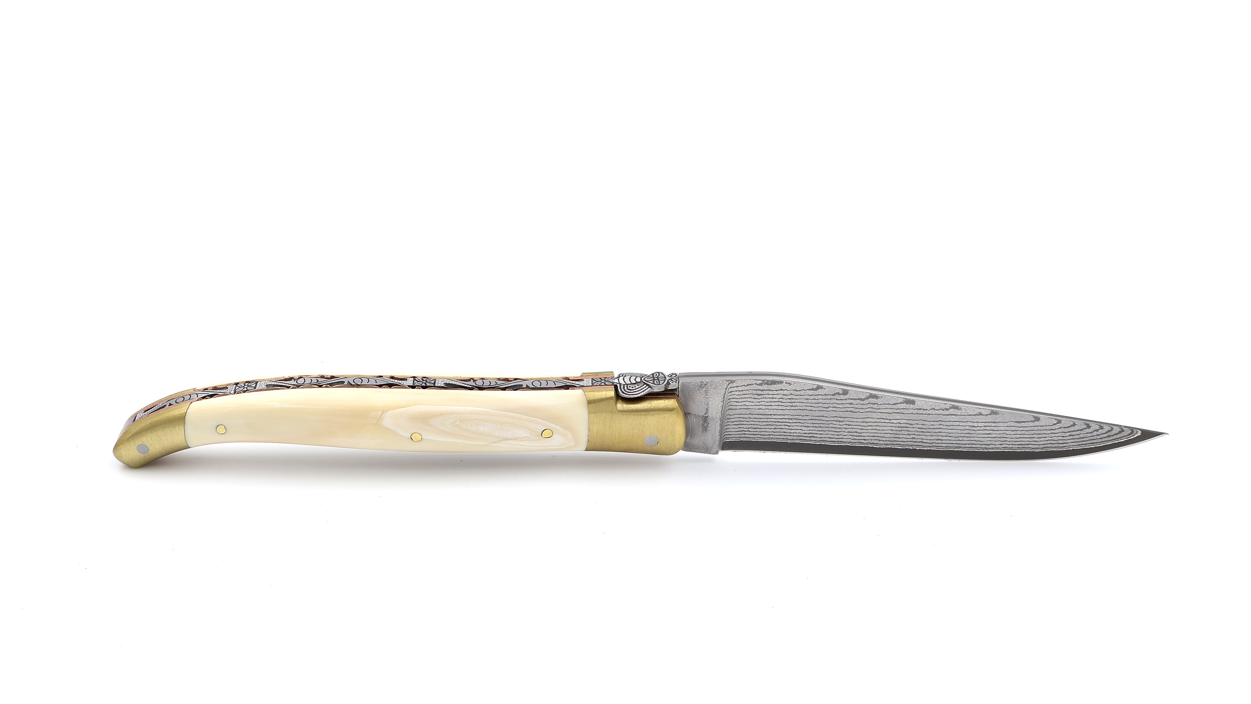 Laguiole en Aubrac jap. Damastklinge BIJOU Wüstenwarzenschwein Elfenbein guillochierte Platine 12 cm