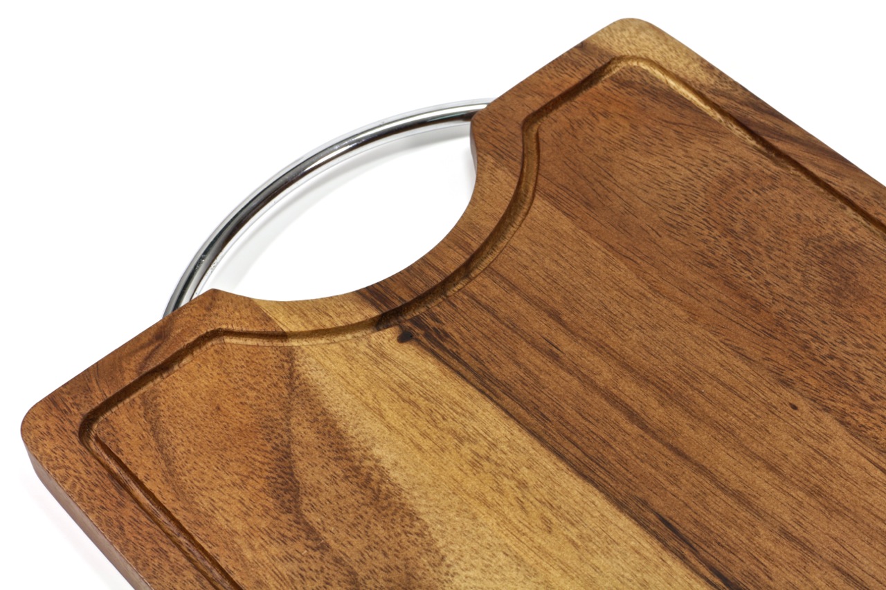 IMG_1454 Laguiole en Aubrac Tranchierbrett Akazienholz 25 x 36 x 2 cm