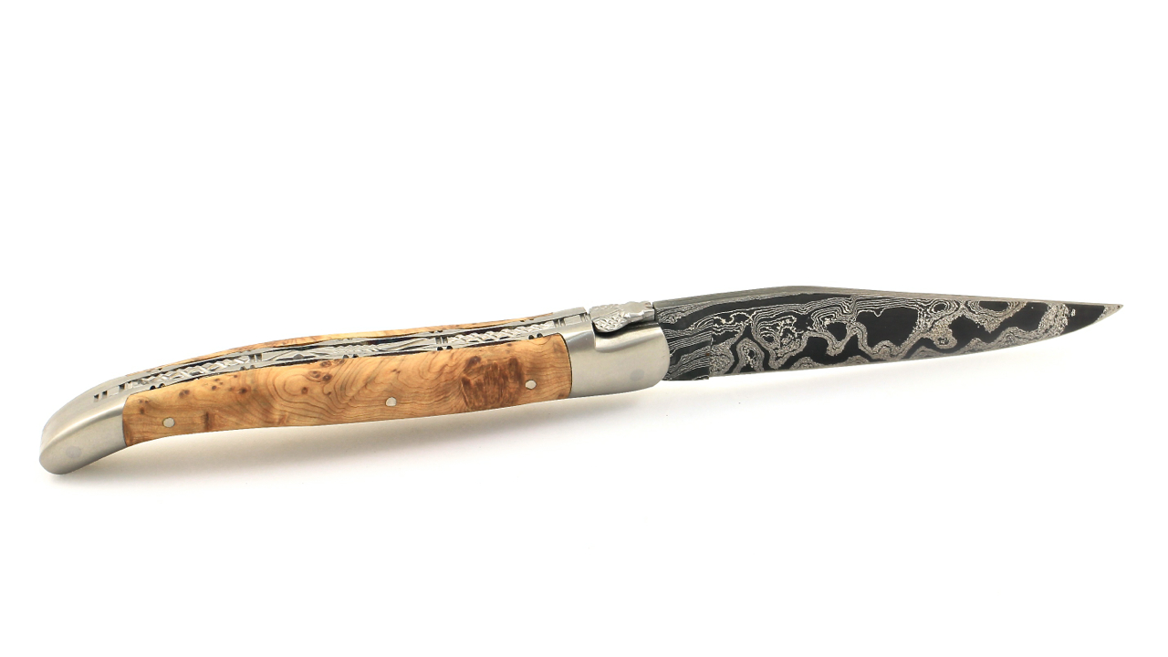 Laguiole en Aubrac double plate knife damascus Juniper 12 cm