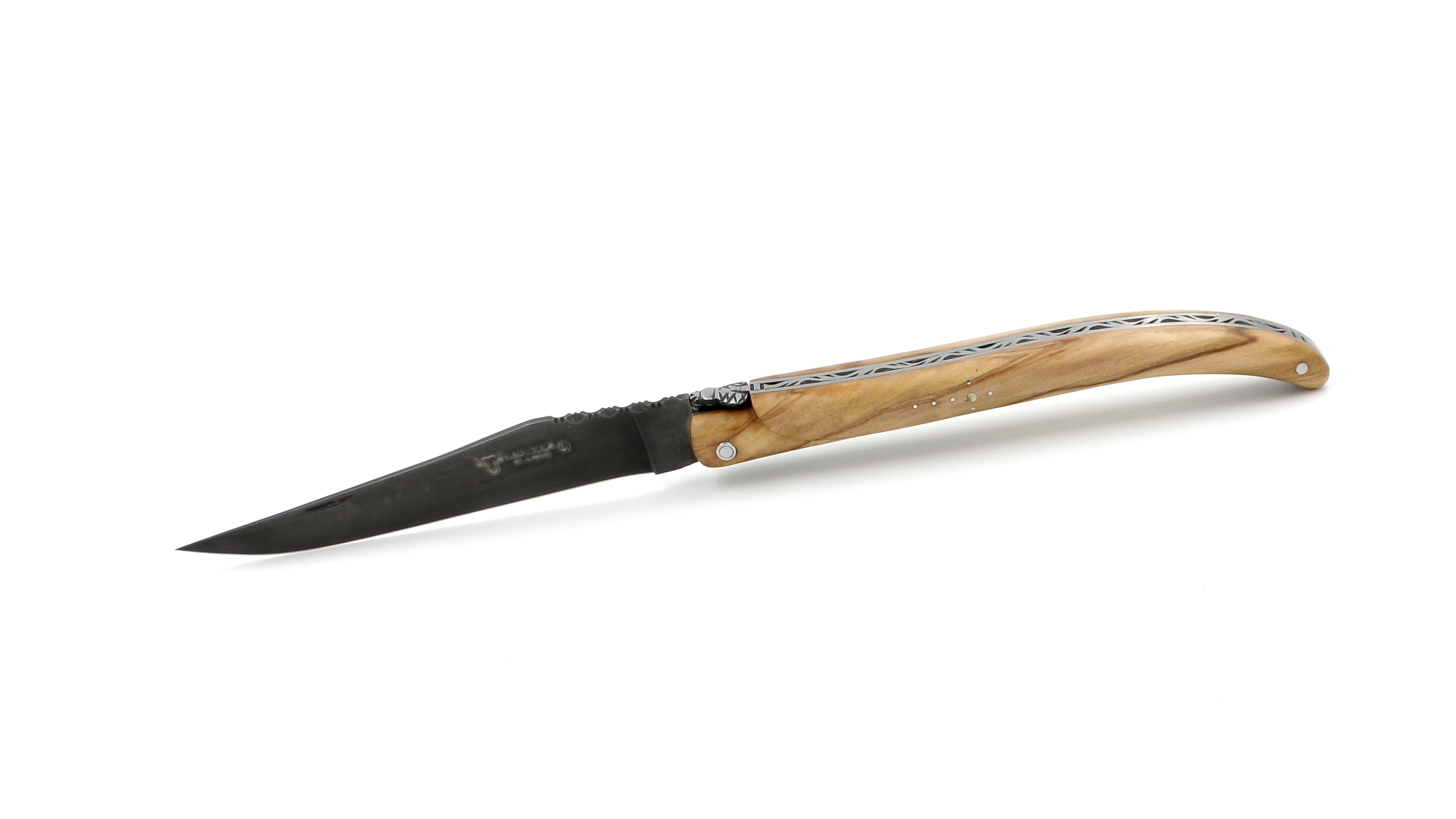 BD891C18-5308-416C-9685-B98E4878EB3B_1_201_a Laguiole en Aubrac 14 cm Olive Carbonklinge antik