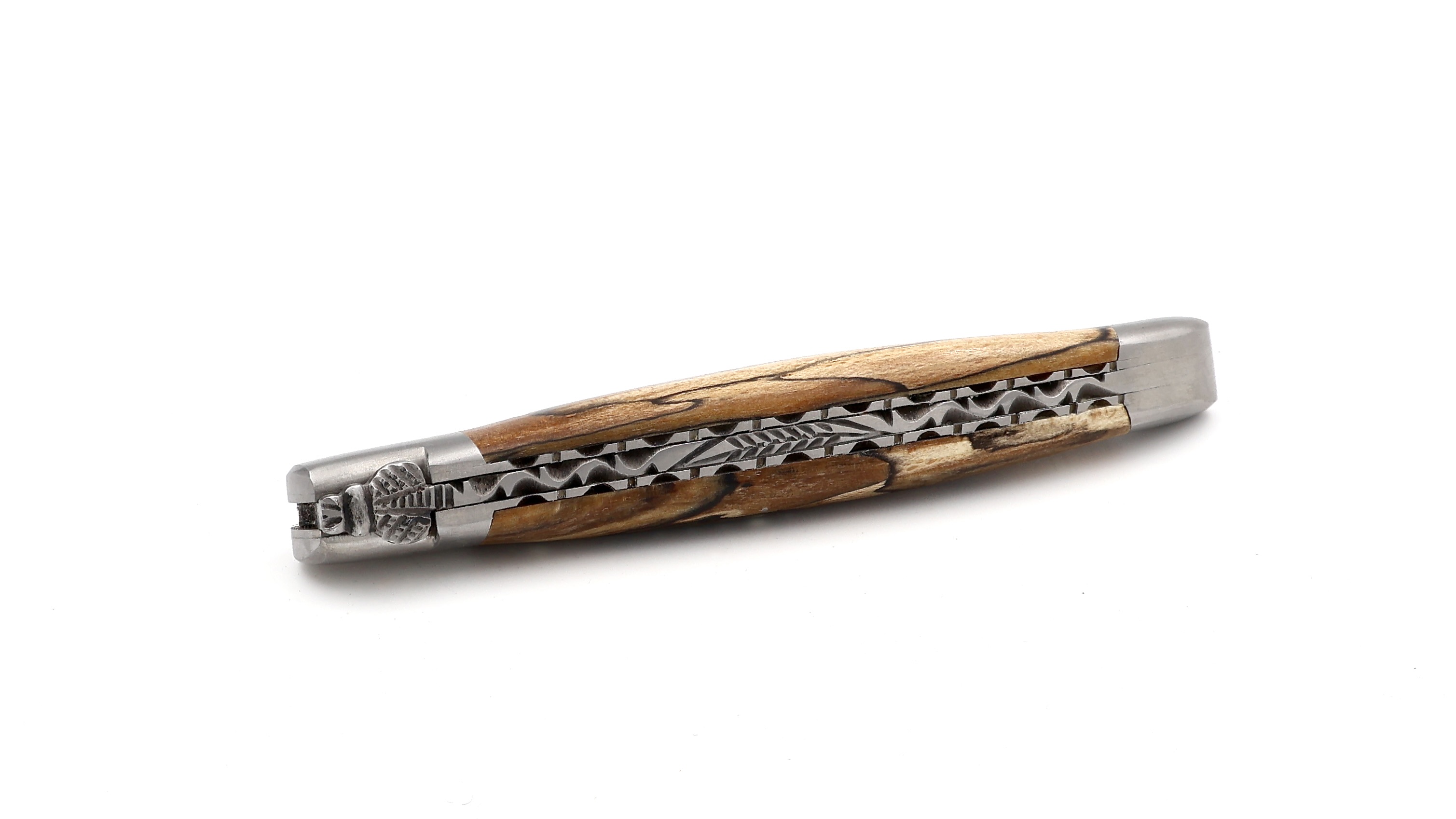 Laguiole en Aubrac  guillochierte Platine Aubrac Holz 12 cm