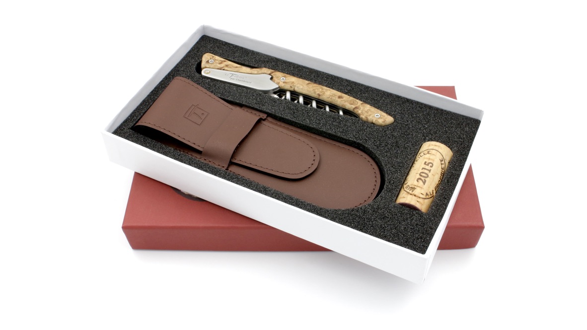 45E397DE-D1CC-4E51-9238-9BBE4ABDF3A0_1_105_c Chambriard La Paulée Thiers Sommeliermesser Maserbirke