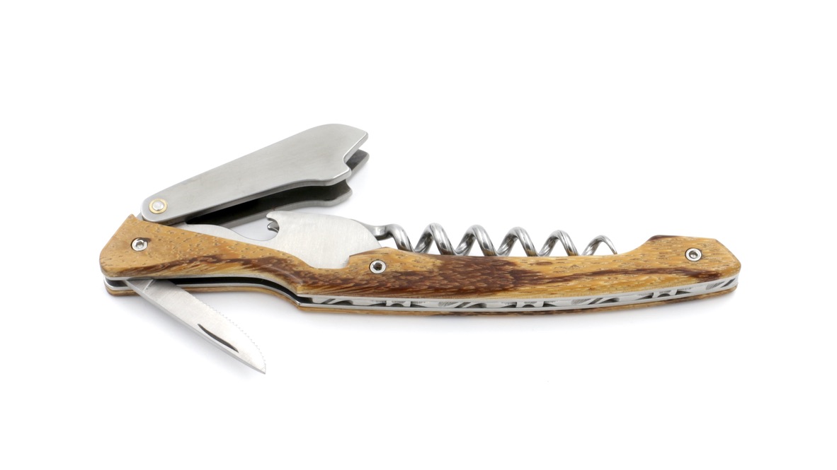 95E4F62D-41E8-4209-BF37-242A50F97F31_1_105_c Chambriard La Paulée Thiers Sommeliermesser Serpent wood