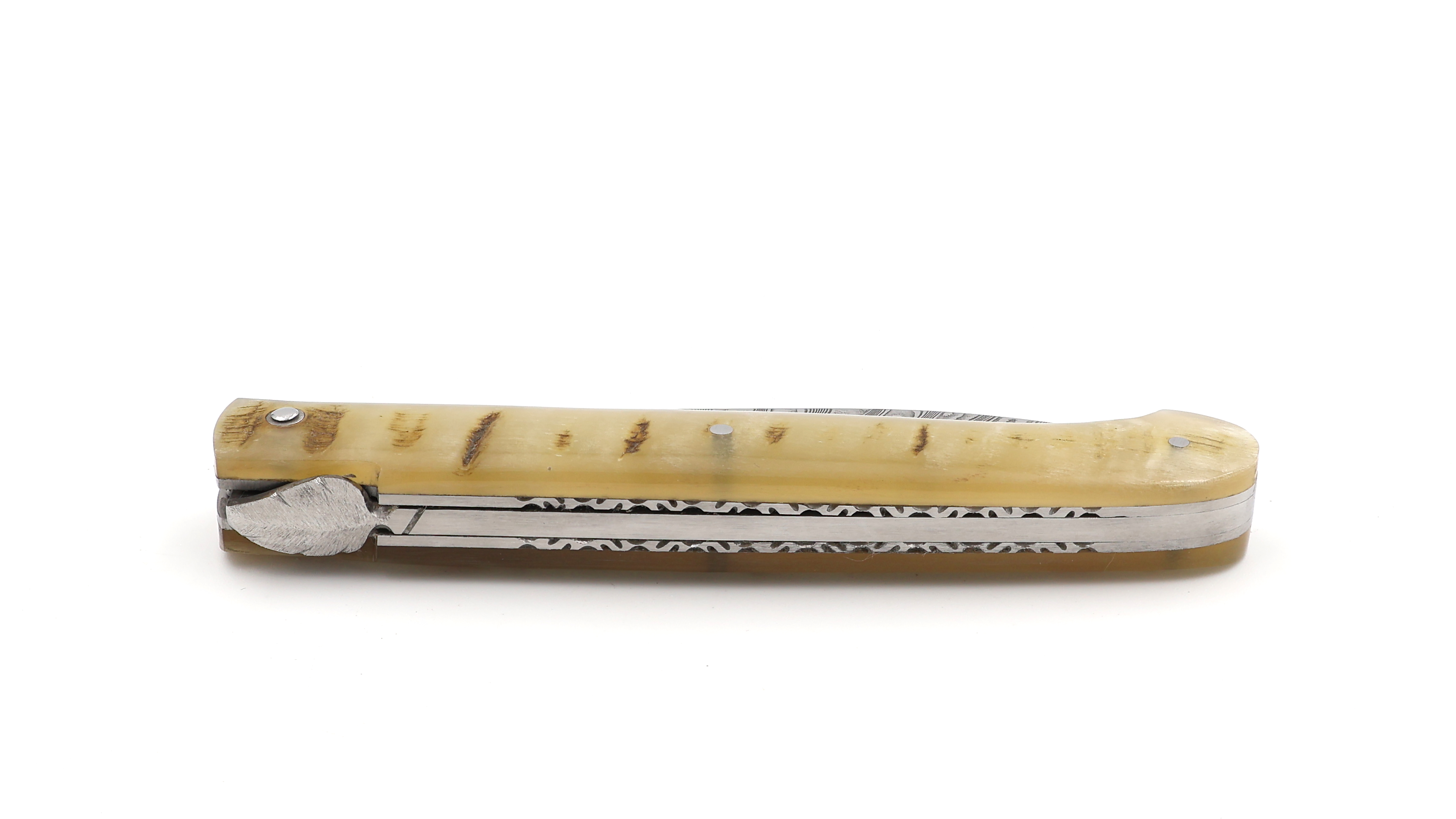 SAUVETERRE knife chiseled ram horn damascus blade 11 cm