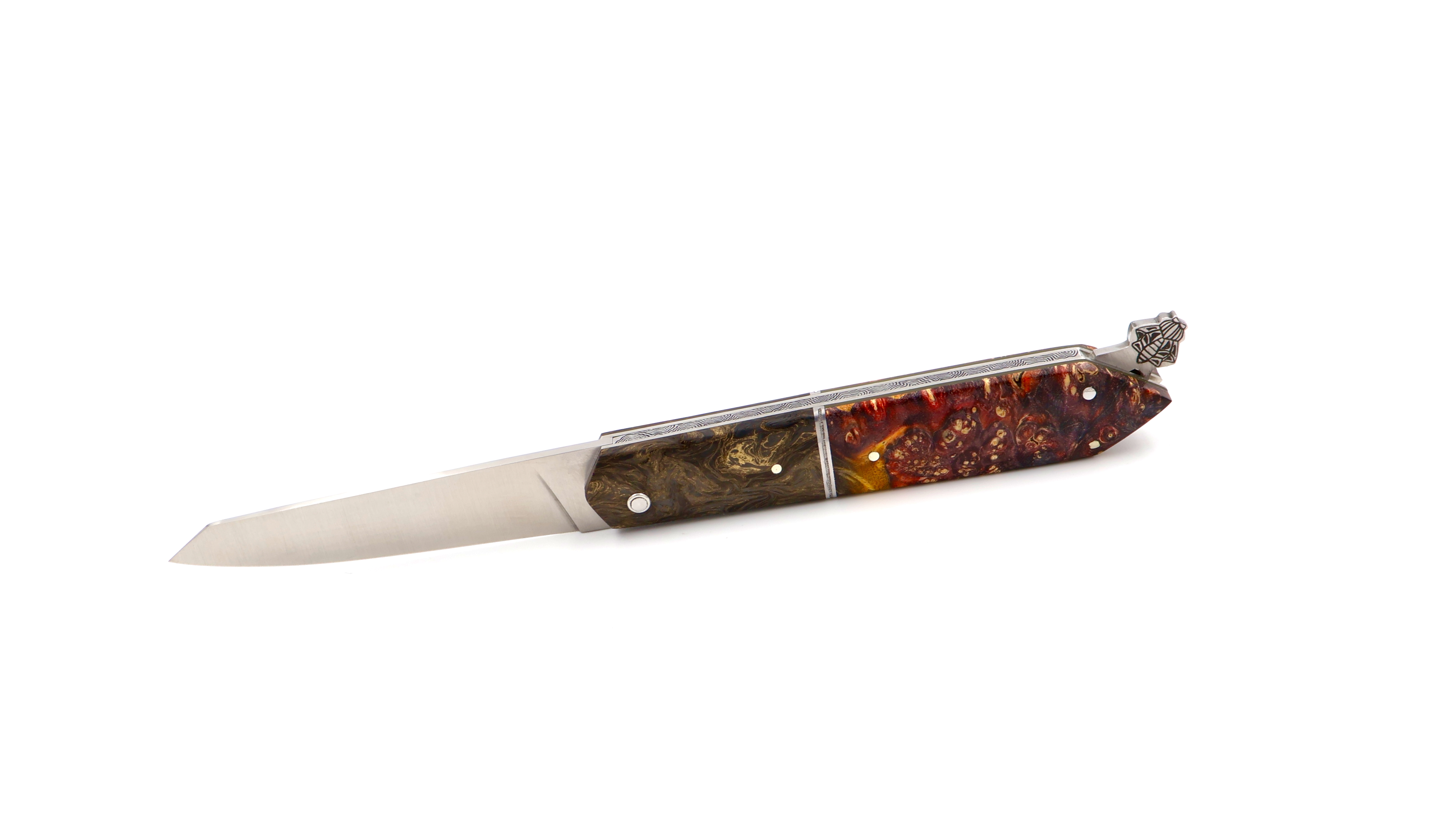 Laguiole en Aubrac BEE BACK unique piece carbonfiber and elder burlwood