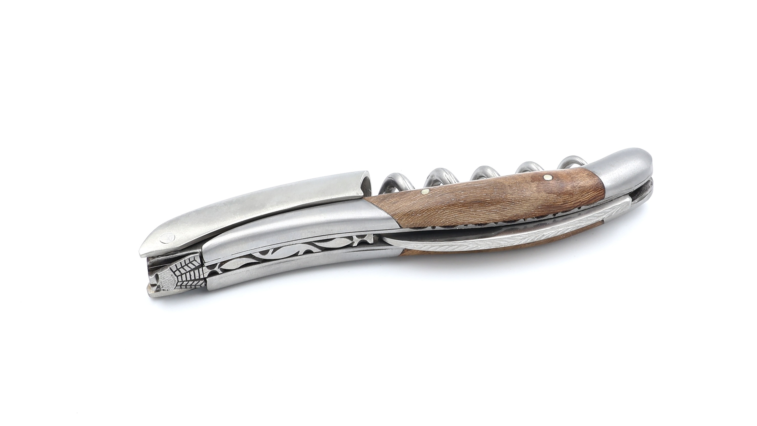 Laguiole en Aubrac Laguiole Sommelier knife with guillochage, special bee