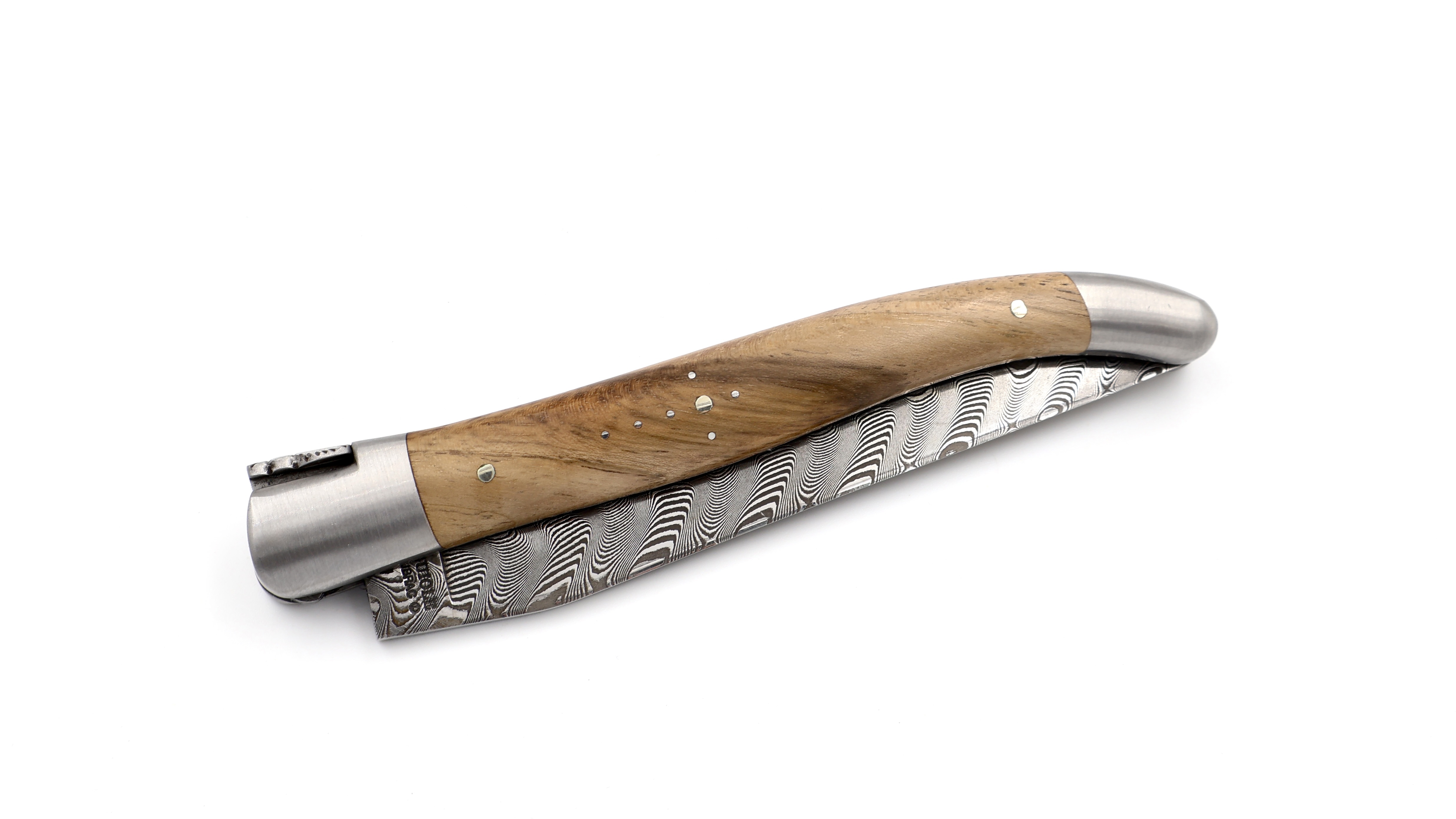 Laguiole en Aubrac damascus walnut with chiseled plates 12 cm