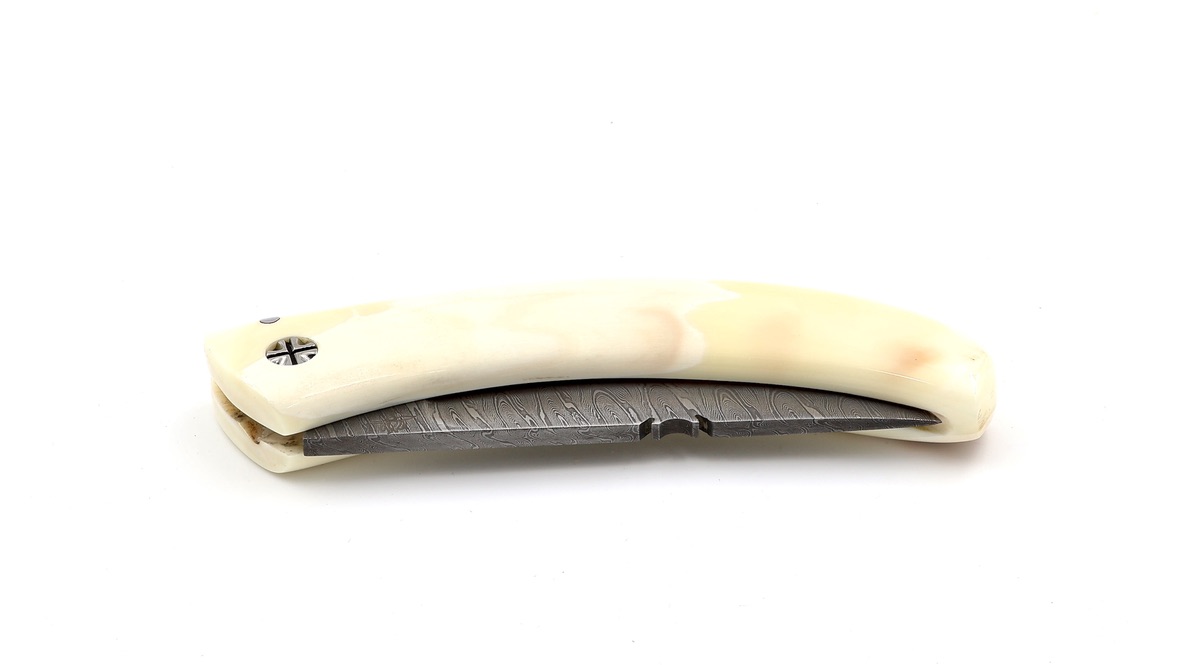 Coutellerie du Lotus Cornicciolu Desert warthog Ivory corsican shepherd's knife damascus