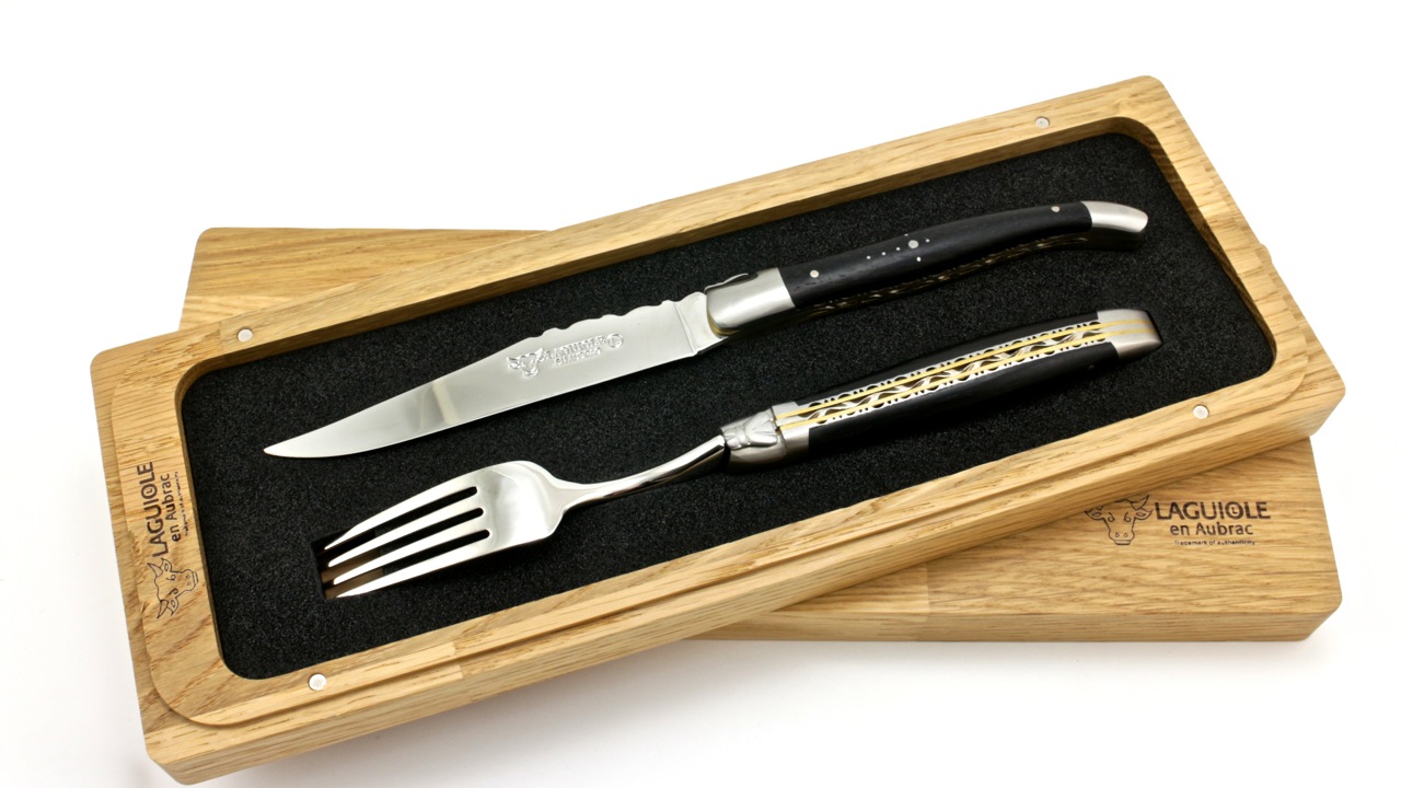 Laguiole en Aubrac Laguiole Doppelplatinen Besteckset 1 Steakmesser 1 Gabel Ebenholz Set 2-tlg. matt