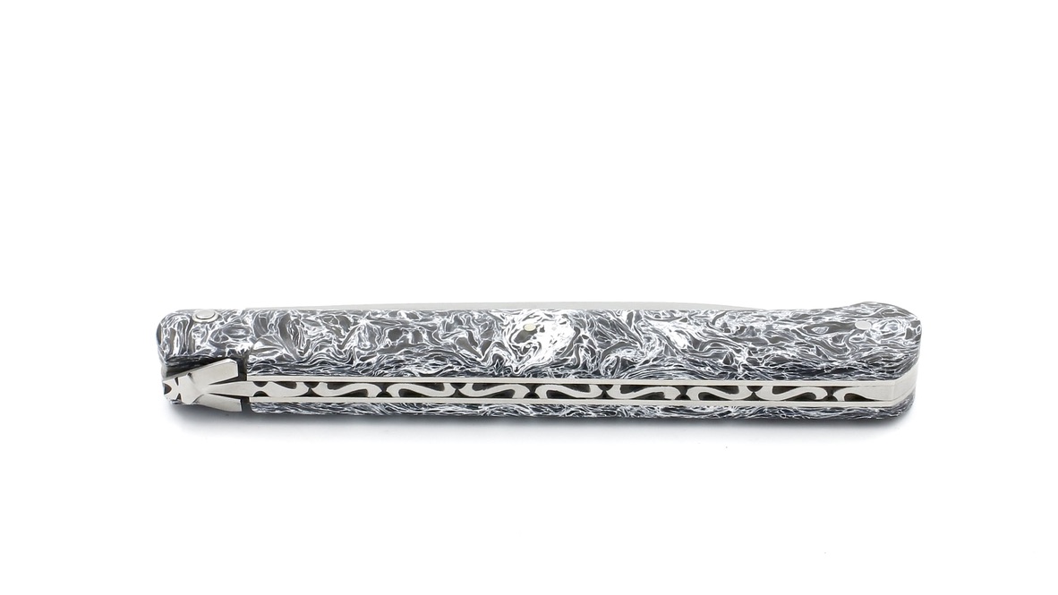 D527F5FD-4A77-4527-82A9-C09E034E173B_1_105_c Laguiole en Aubrac Meisterstück DROIT - das Gerade - FATCarbon Polar 13 cm