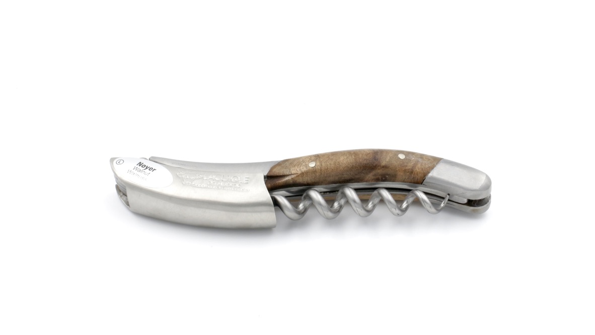 4720C3DD-295F-4D2F-8E00-20873E166346_1_105_c Laguiole en Aubrac Laguiole Sommelier knife walnut wood