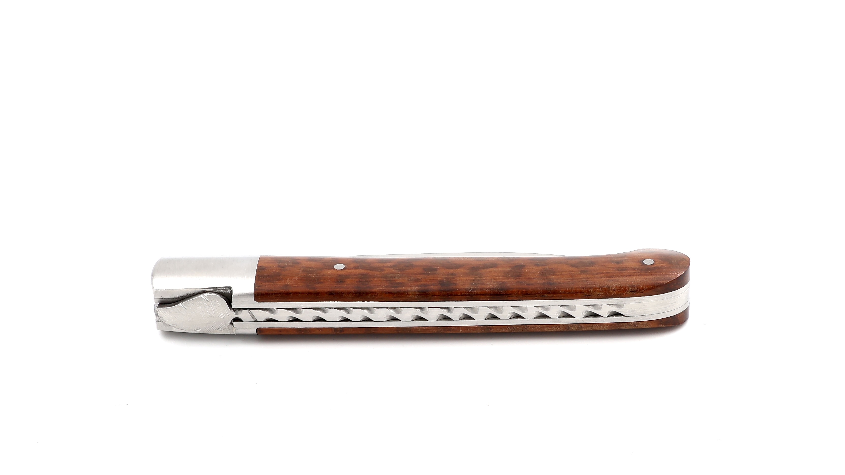 Sauveterre knife chiseled snake wood 