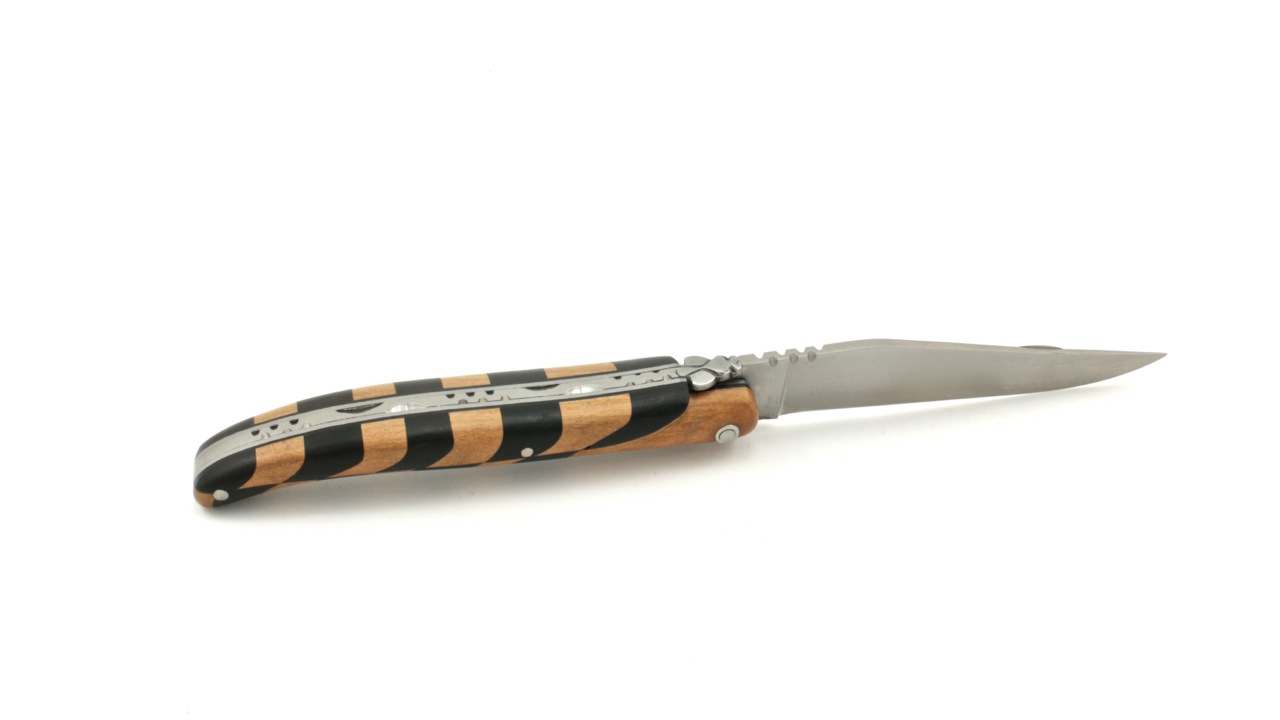 L0510A8IFSB1-2 Laguiole en Aubrac Marquetterie Ebenholz/Rosenholz  massiv 10 cm