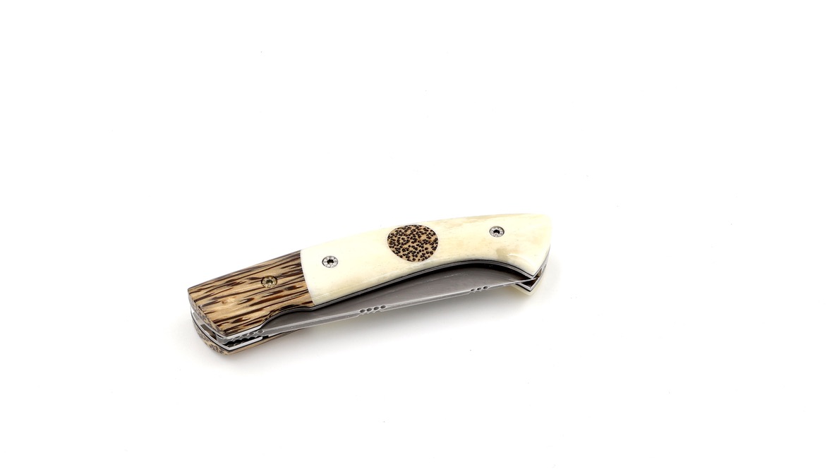 MANU LAPLACE 1515 PETIT  ZULU palmwood and bone 