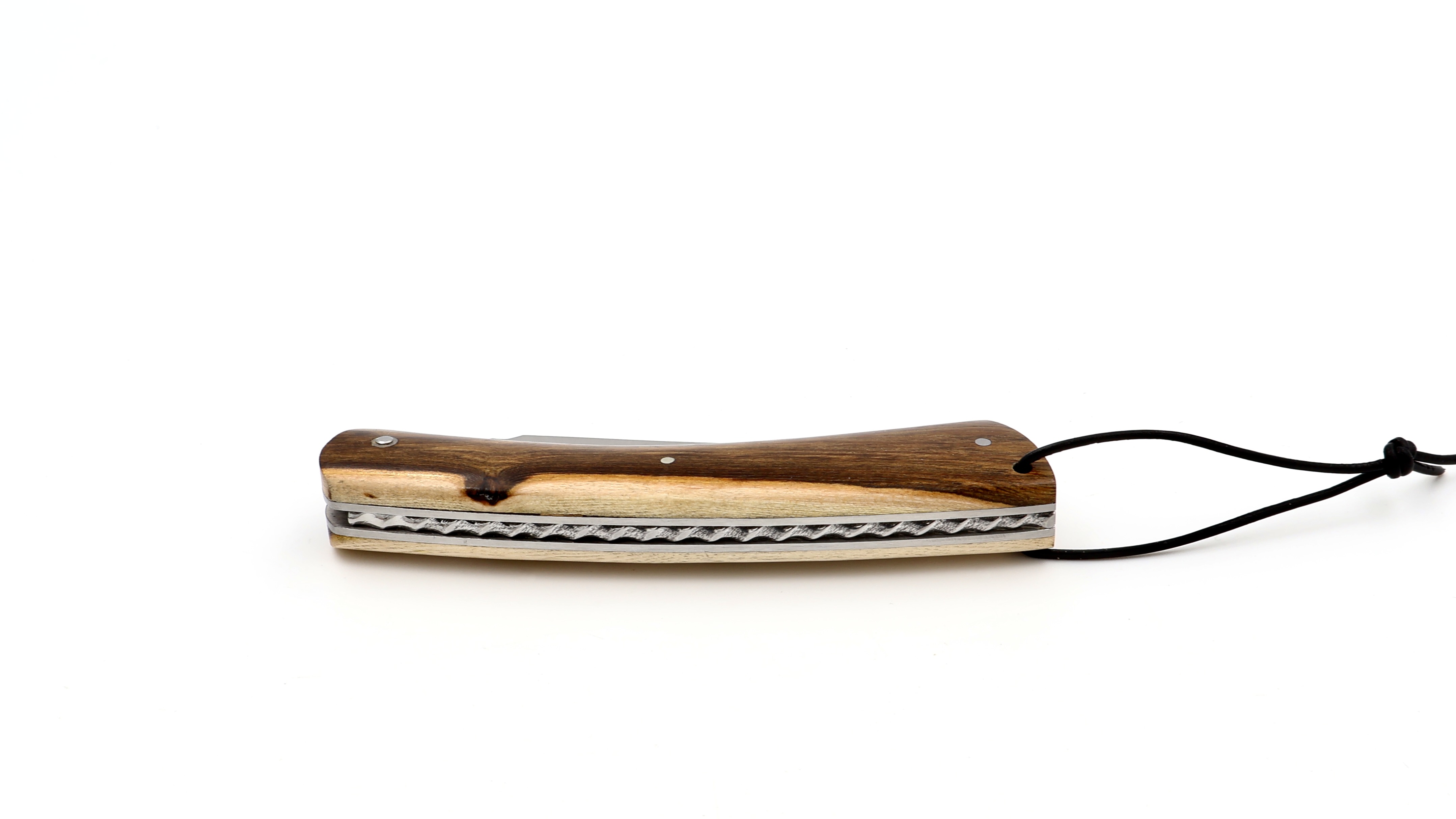 Laguiole en Aubrac Le CAMEMBERT Pistazie Spiralfeder