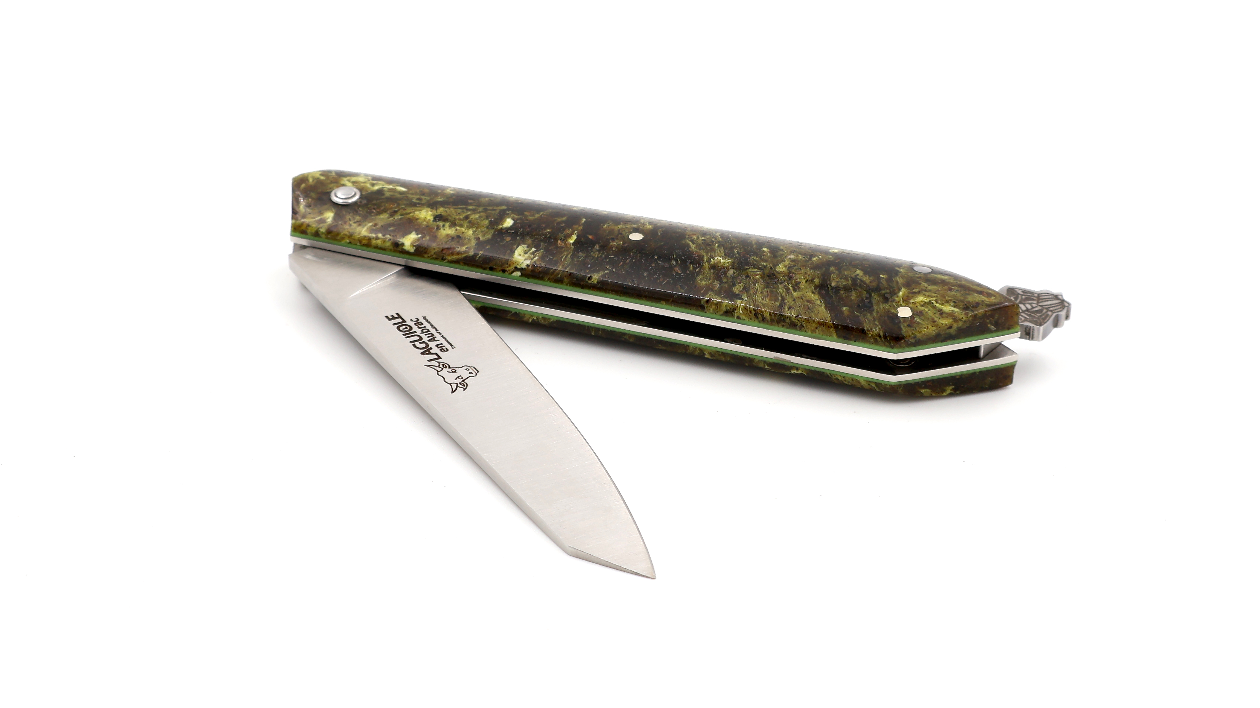 Laguiole en Aubrac BEE BACK grüner Bernstein guillochiert