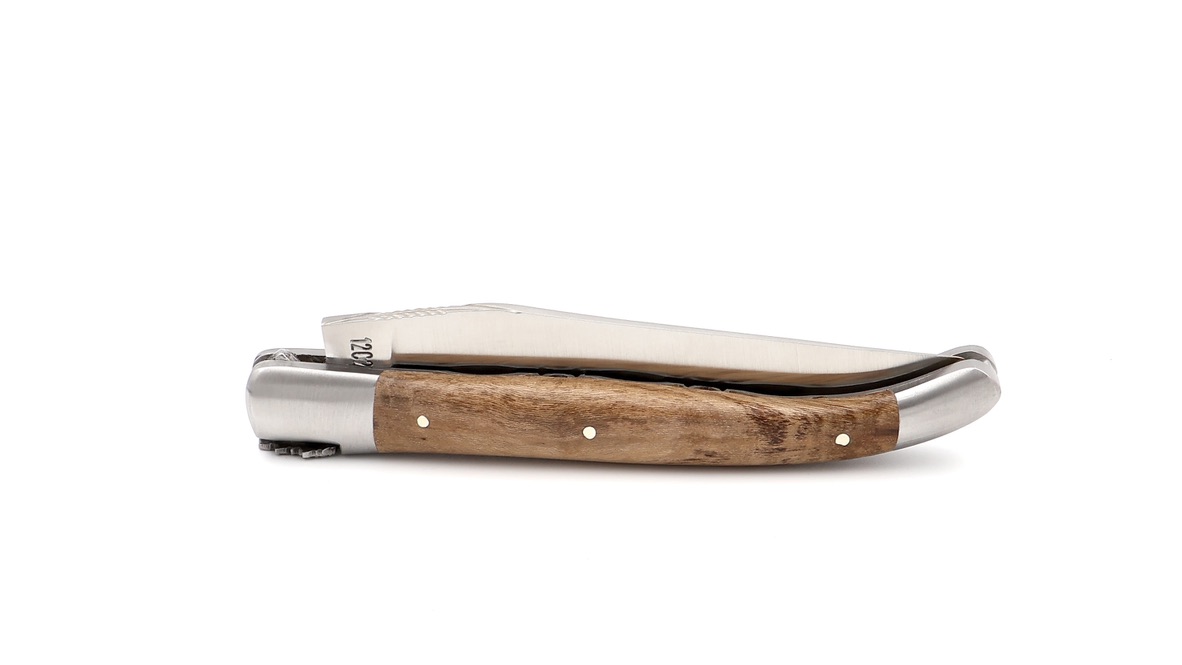 Laguiole en Aubrac grapevine chiseled bee grape 12 cm