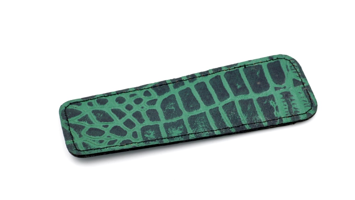 LAGUIOLE en Aubrac Taschen-Etui/Steck-Etui grob genarbtes Leder 12 cm