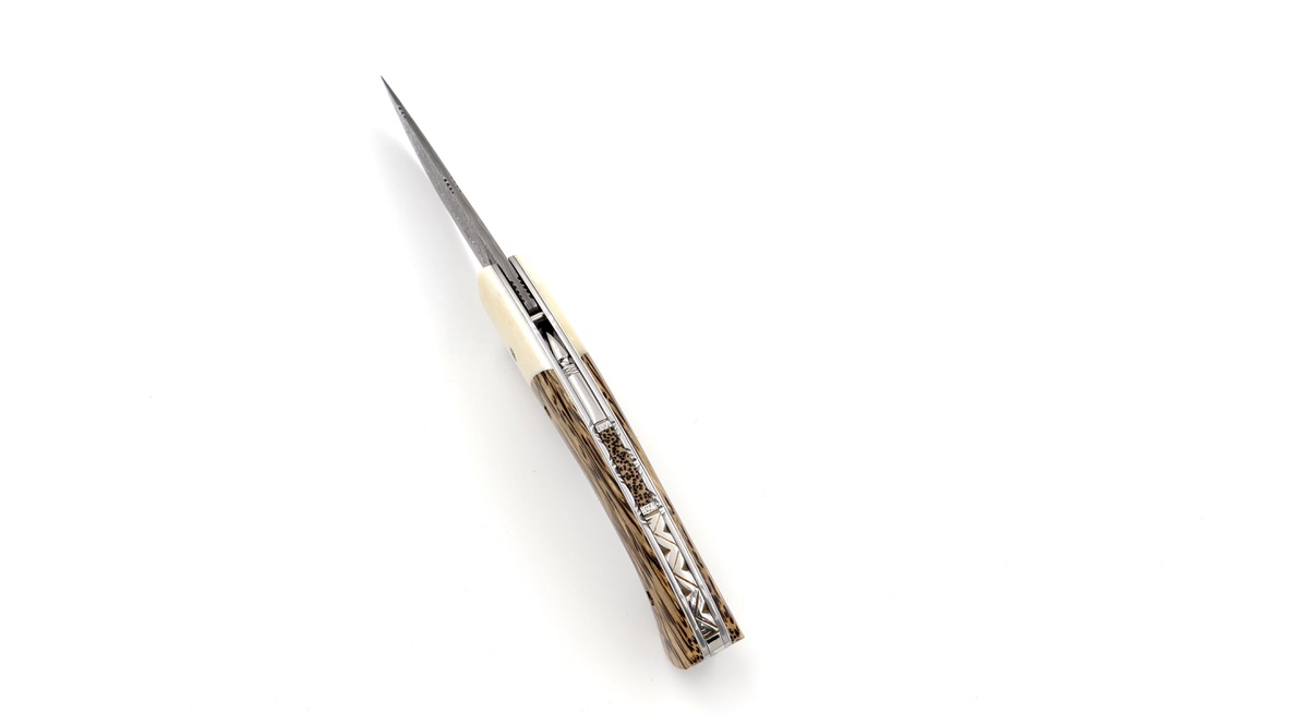 MANU LAPLACE 1515 ZULU buffalobone palmwood damascusblade