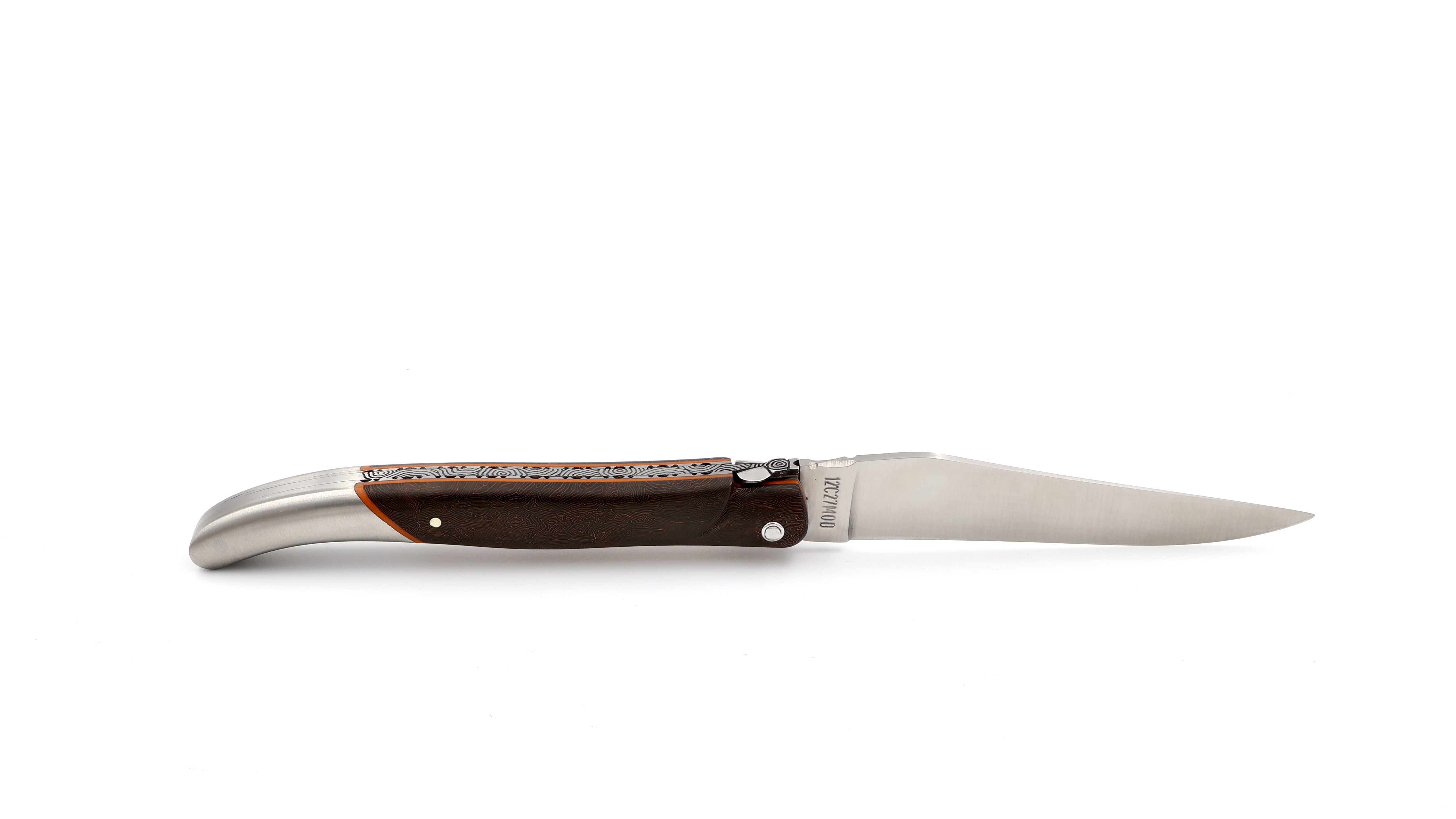 Laguiole en Aubrac Laguiole knife Carbonfiber Space Coral 