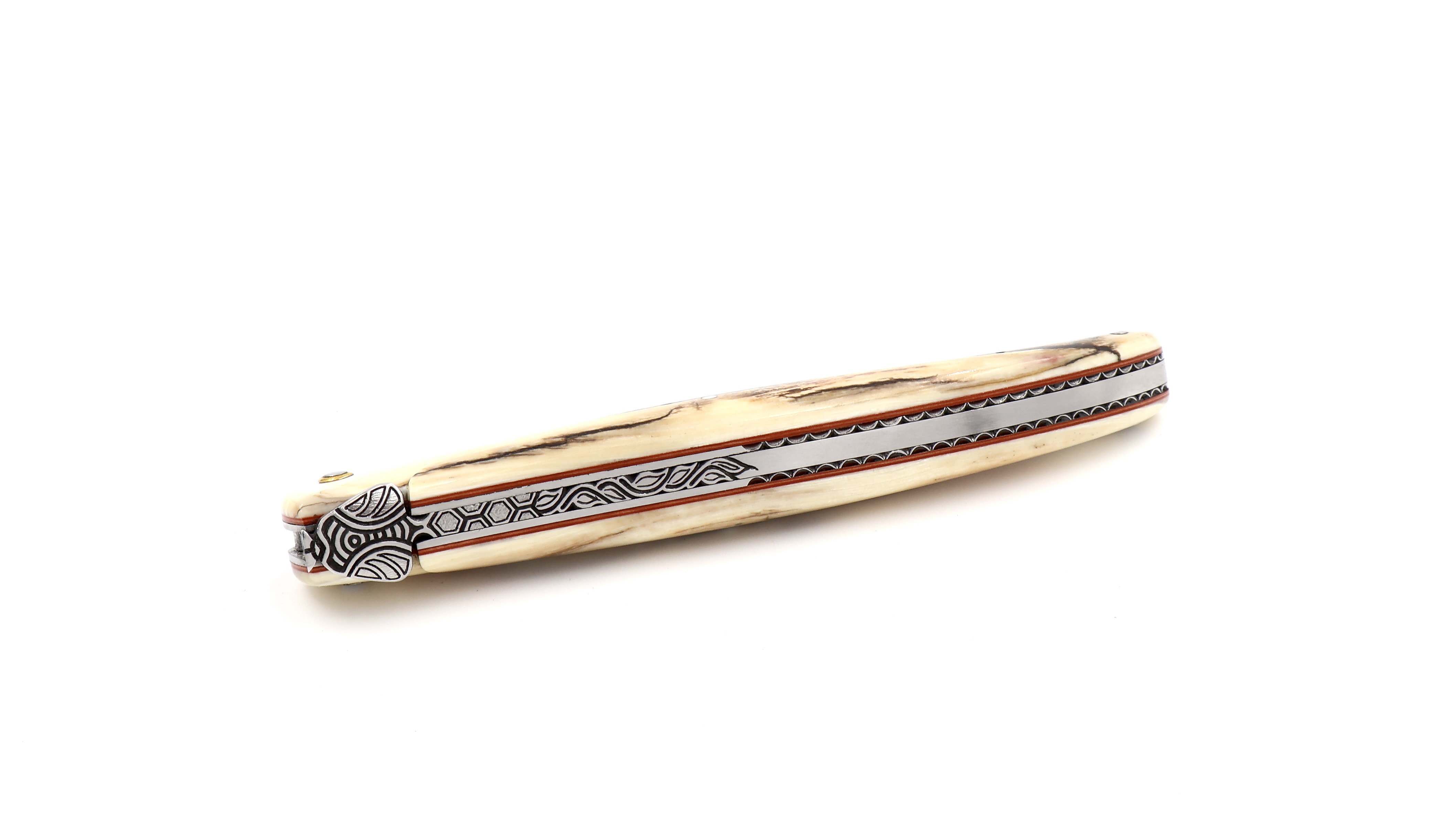 Laguiole en Aubrac Laguiole knife unique piece full handle mammoth ivory 12 cm