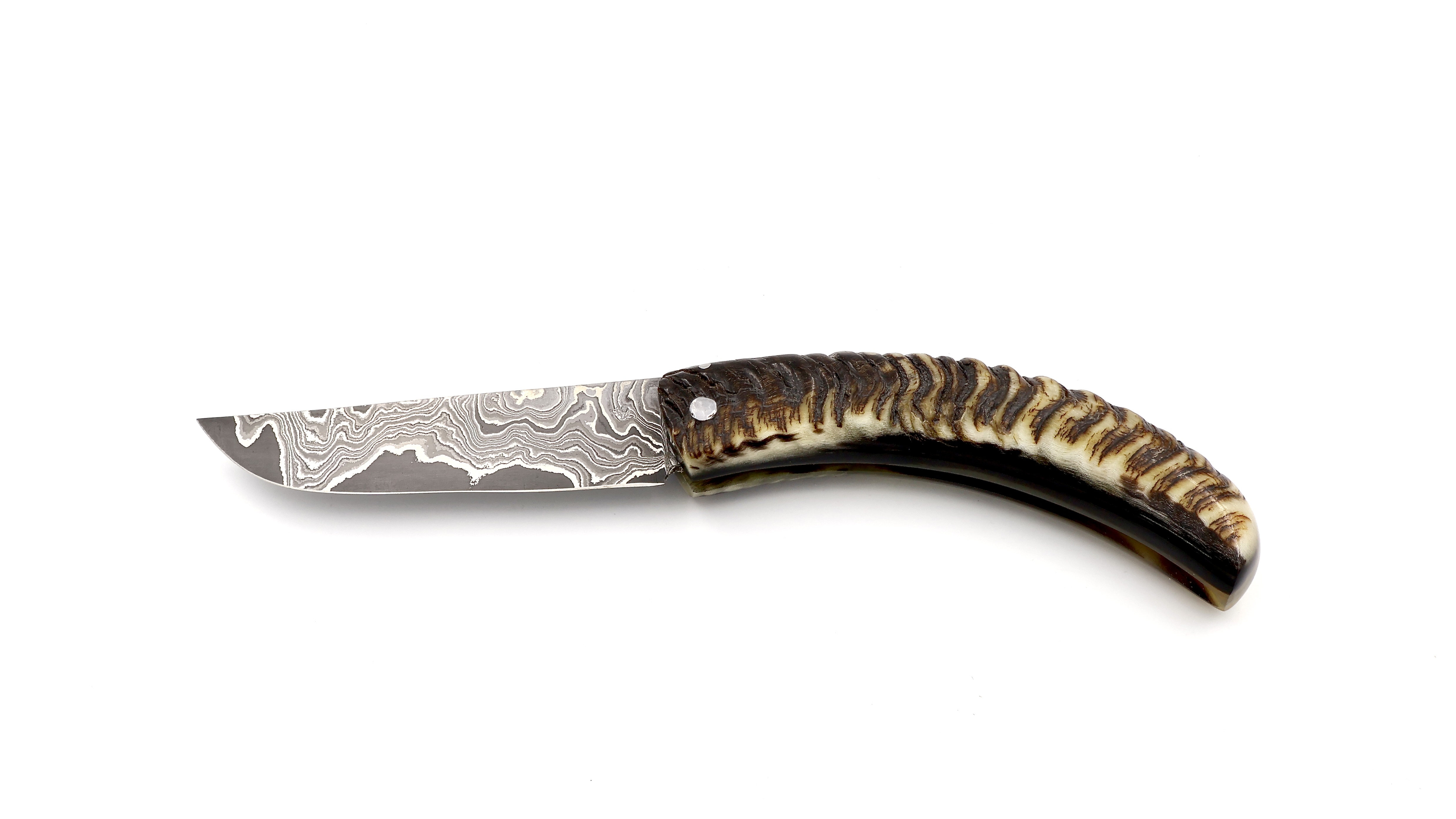 Coutellerie du Lotus Cornicciolu Widderhorn wilder Damast  Coutellerie du Lotus Cornicciolu Widderhorn wilder Damast