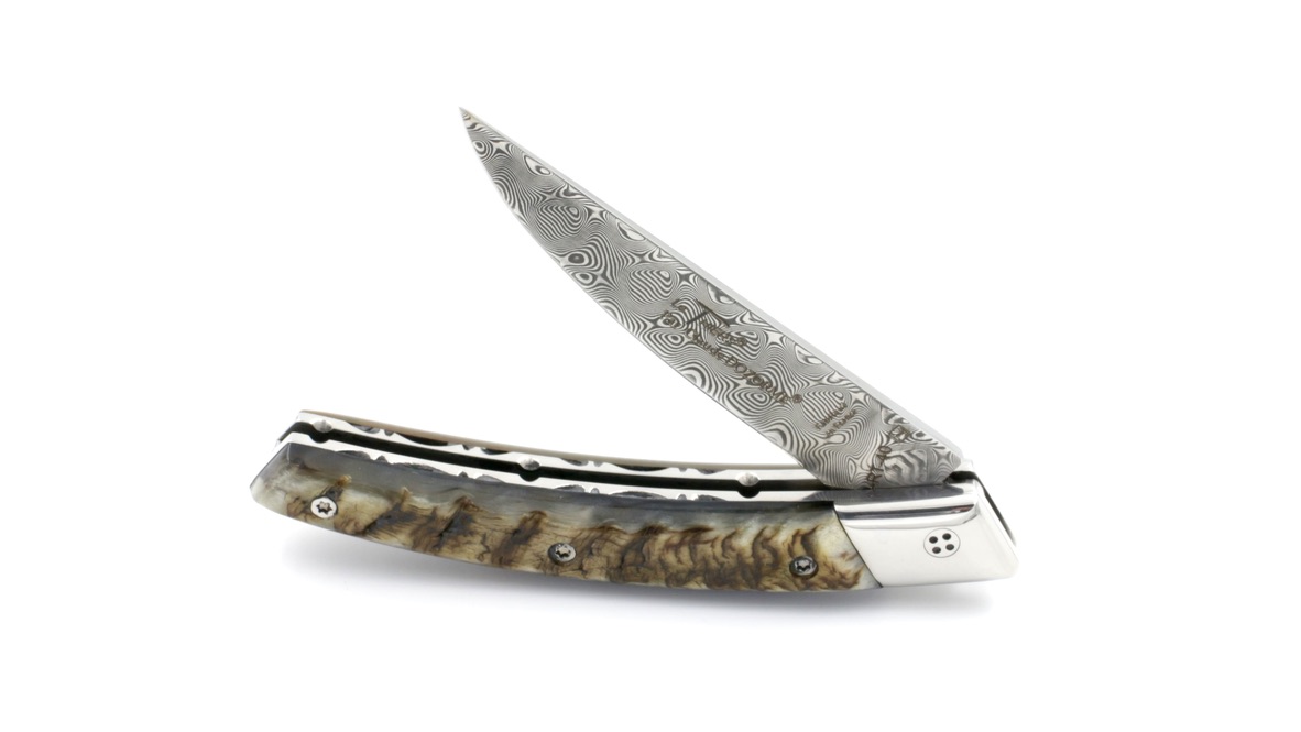 46B4167A-6B8D-4EA0-9EA1-4669E1FAA61A_1_105_c Claude DOZORME Thiers RLT ram horn damascus blade (2)