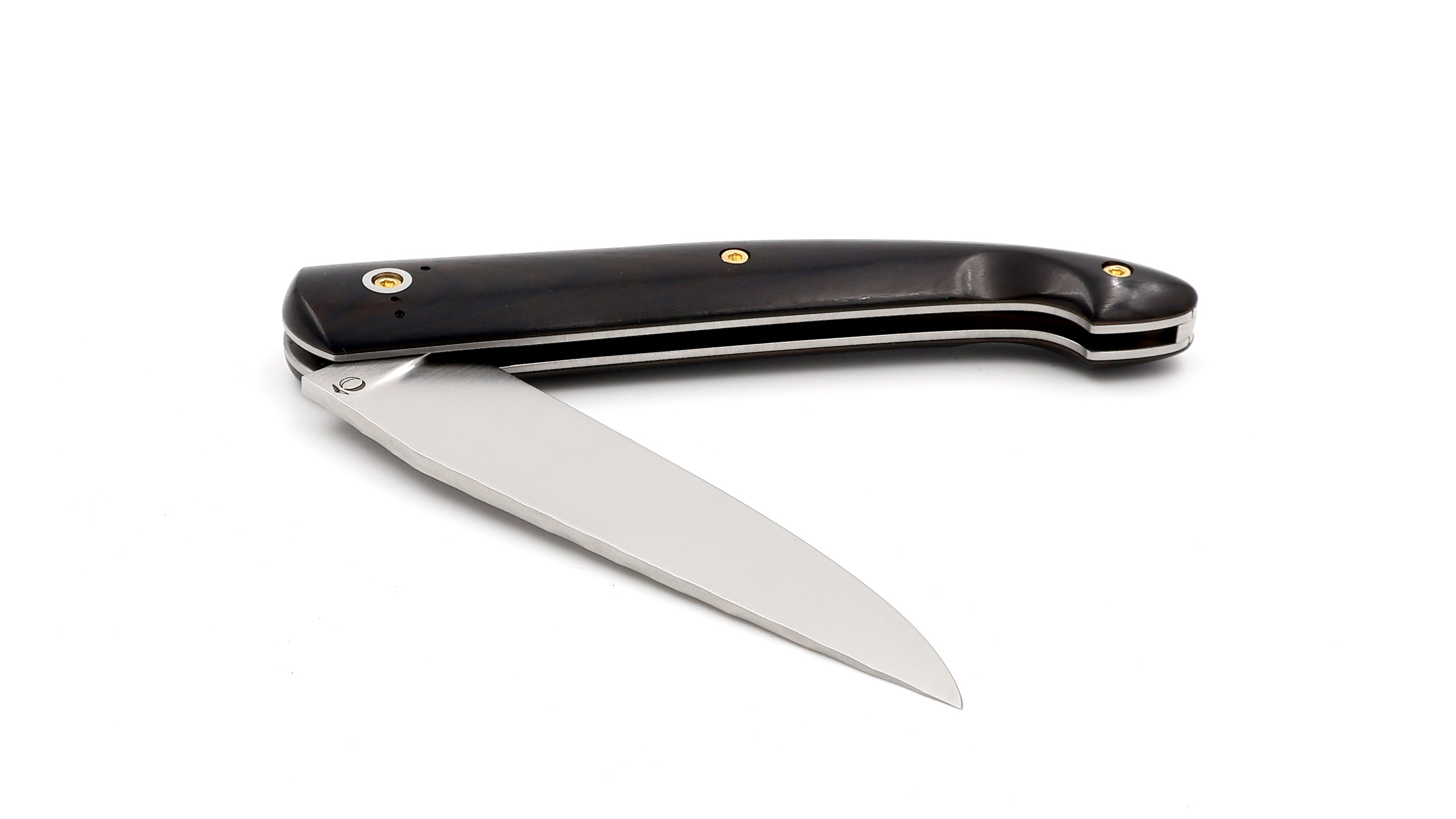 Atelier Odae Le PASSAGER ebony wood