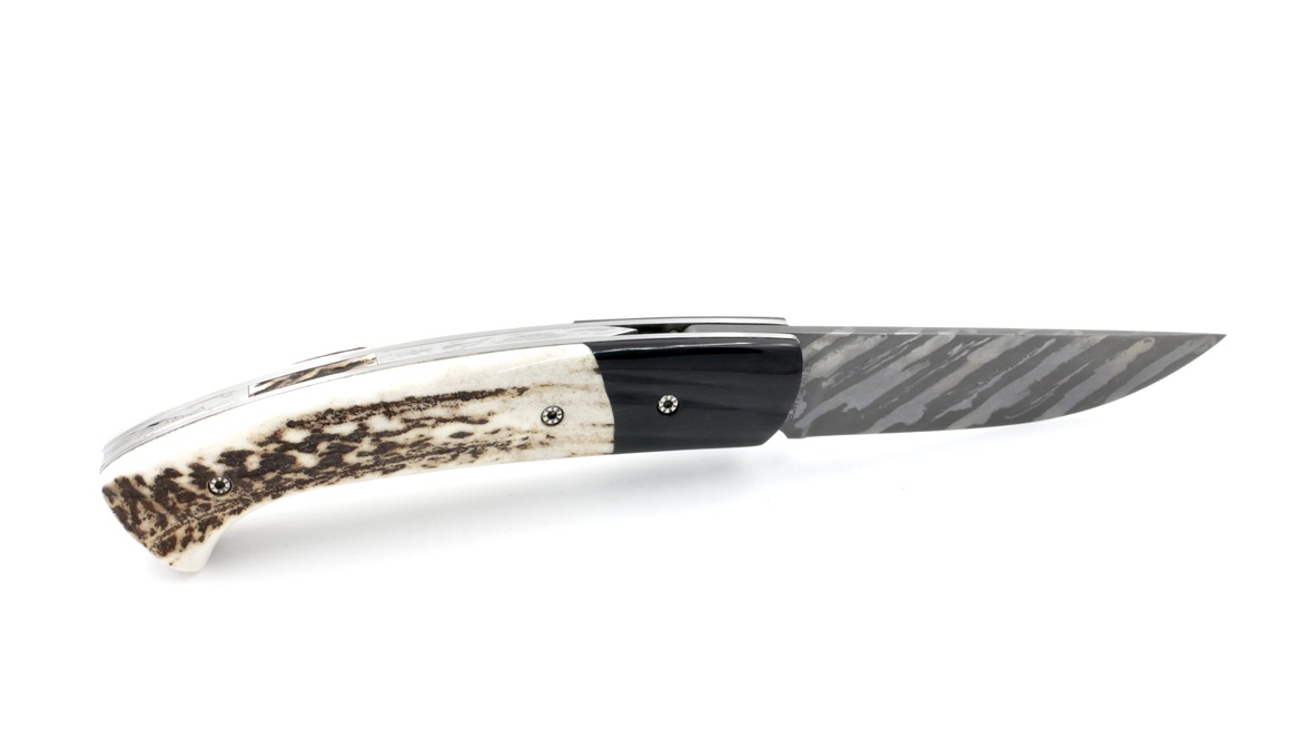 88DF77D2-68CC-400F-97E7-660D3C425876_1_105_c MANU LAPLACE 1515 Büffelhorn/Hirschhorn Klinge oxidiert