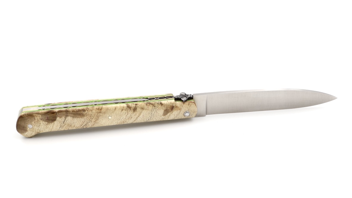 Laguiole en Aubrac DROIT unique piece flamed poplar wood Laguiole en Aubrac DROIT unique piece flamed poplar wood