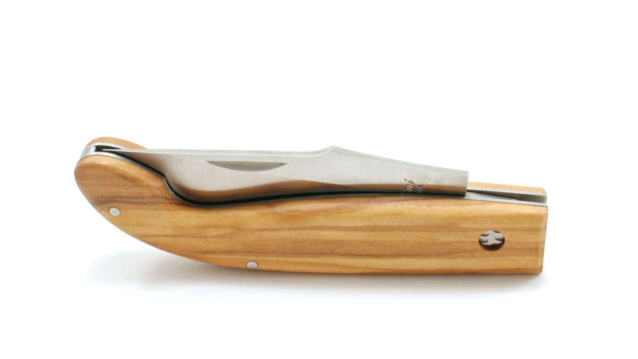 Saladini knife SENESE olive wood