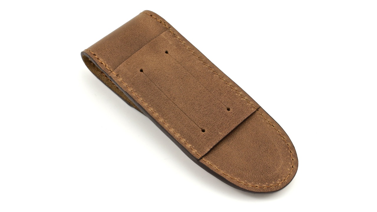 Gürtel-Etui aus weichem Leder Le Camarguais mit Prägung