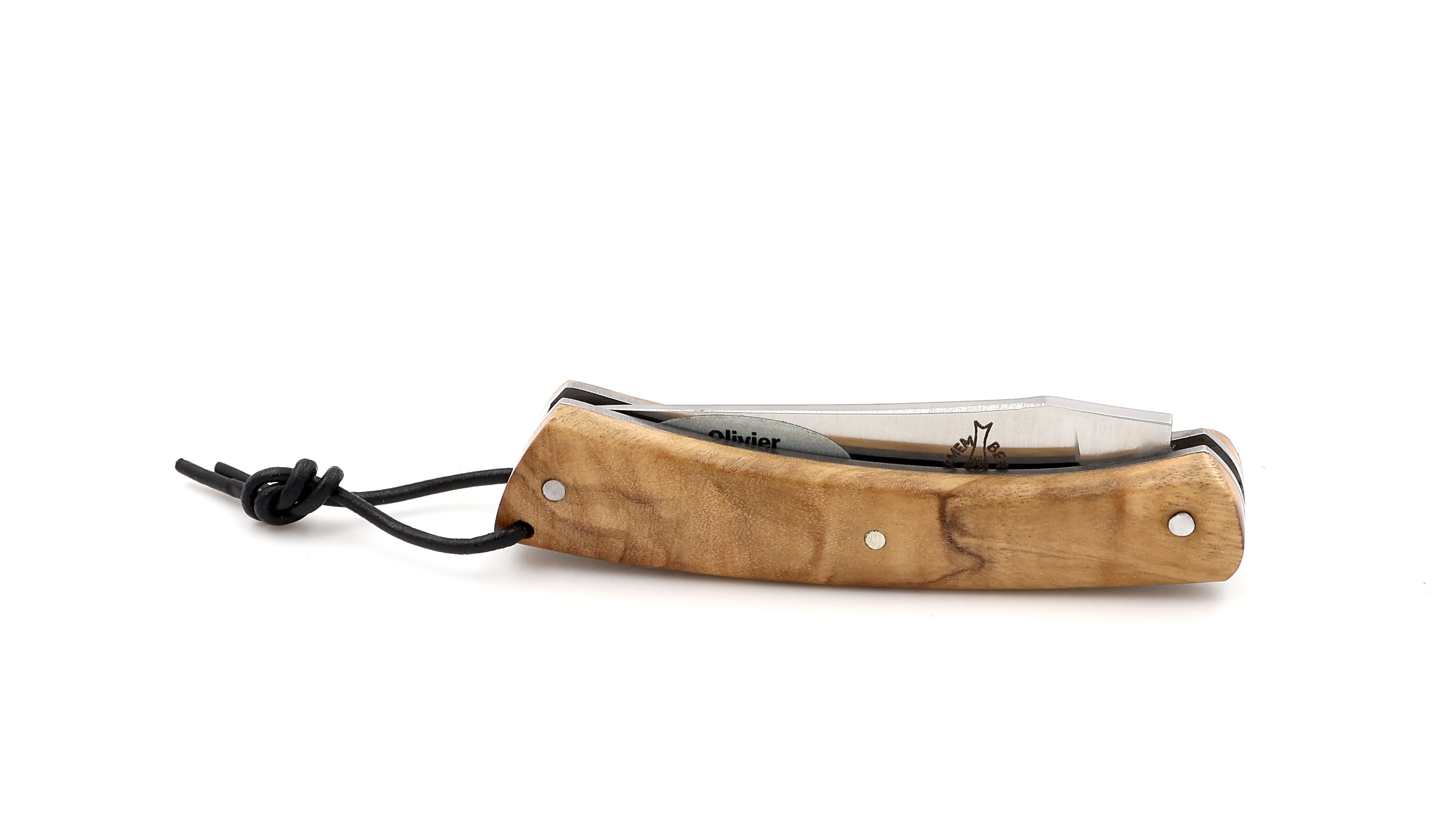 Laguiole en Aubrac Le CAMEMBERT Olive mini