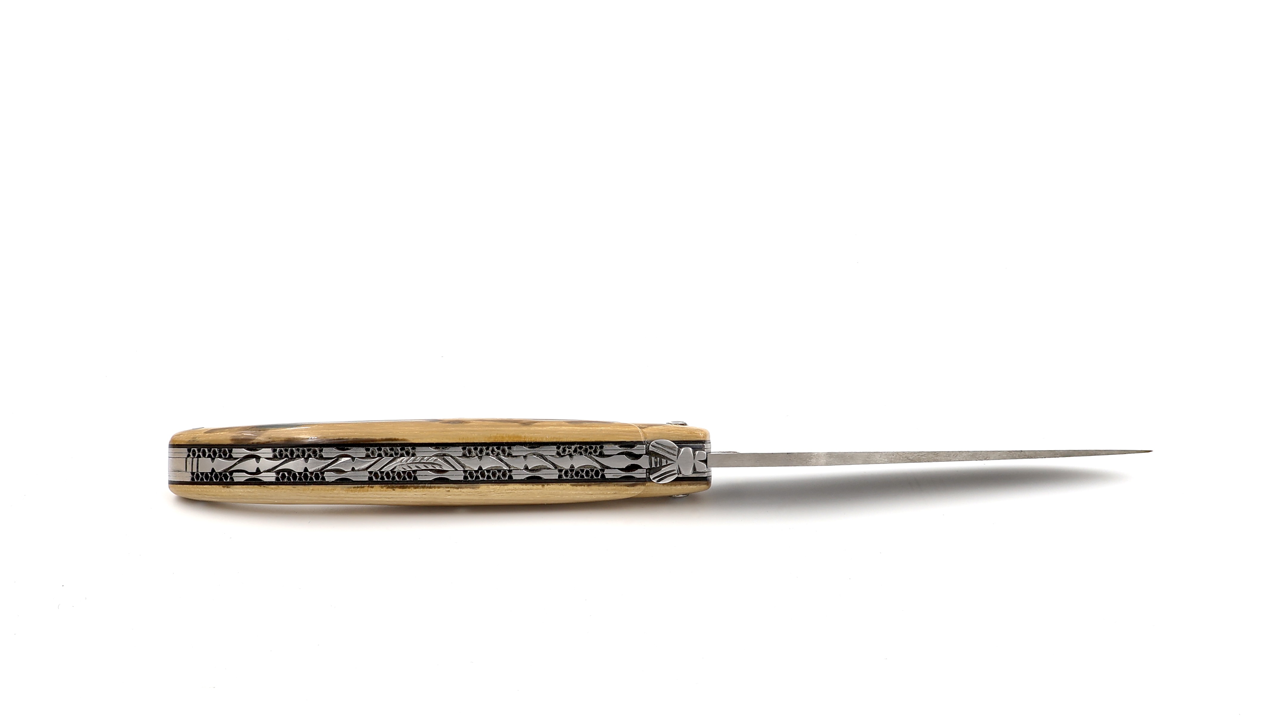 Laguiole en Aubrac DSC® Rosendamast Mammutelfenbein Kruste massiv Doppelplatinen 12 cm 